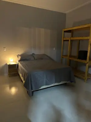 Uma cama ou camas num quarto em DeckMC