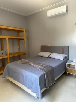 Uma cama ou camas num quarto em DeckMC