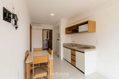 A cozinha ou kitchenette de Ed Cumbuco Real | Aptos Completos a 160m da Praia - MCUs
