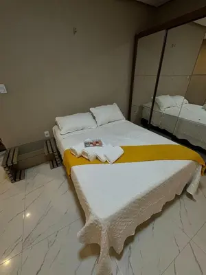 Uma cama ou camas num quarto em Beautiful house with pool and prime location