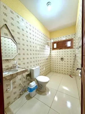 Uma casa de banho em Casa a 6 km de Guaramiranga