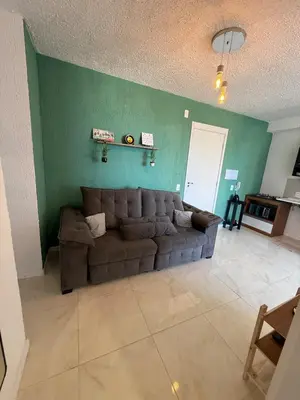Uma área de estar em Apartment near Croco Beach Cool