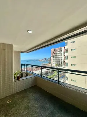 Uma varanda ou terraço em Vista Mar-Ocean Tower Flat