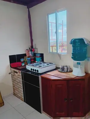 A cozinha ou kitchenette de Pedacinho dCéu - entre a praia e a lagoa
