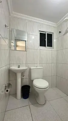 Uma casa de banho em Garden Flat Beach