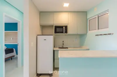 A cozinha ou kitchenette de Aptos em Cond. c/ Piscina a 1 Quadra da Praia de Cumbuco - KVI
