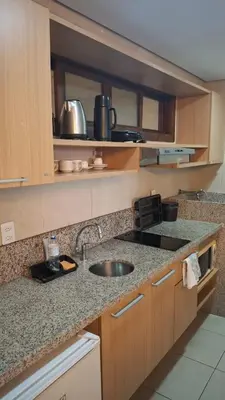 A cozinha ou kitchenette de Kariri Beach Waterfront Retreat