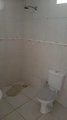 Uma casa de banho em Casa em Aranaú