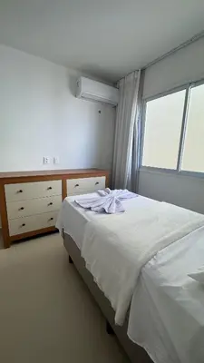 Uma cama ou camas num quarto em Apto Areia Branca Canoa Quebrada