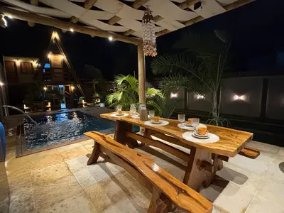 A piscina em ou perto de Chalé Cabana