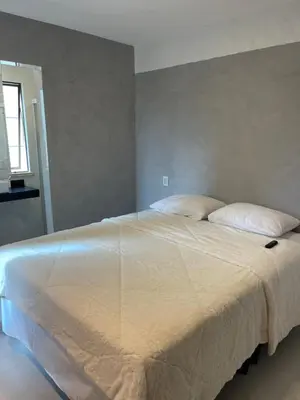 Uma cama ou camas num quarto em Apto Cumbuco Pe na Areia Carnaval 2026