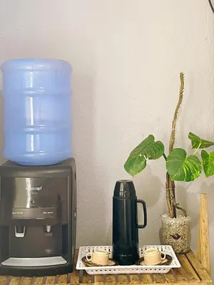 Comodidades para chá e café em Suite rústica