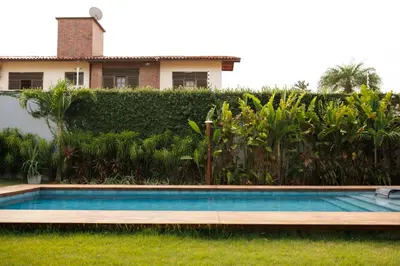 A piscina em ou perto de 5 Quartos piscina amplo espaço externo, Casa maria