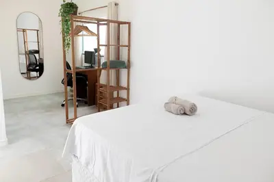 Uma cama ou camas num quarto em Kicoh - Kite Community House