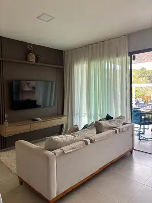 Uma televisão e/ou sistema de entretenimento em Guaramiranga casa aluguel