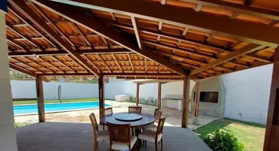 A piscina em ou perto de House next to Beach Park