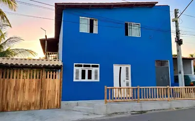 O edifício onde o quarto em acomodação particular está situado