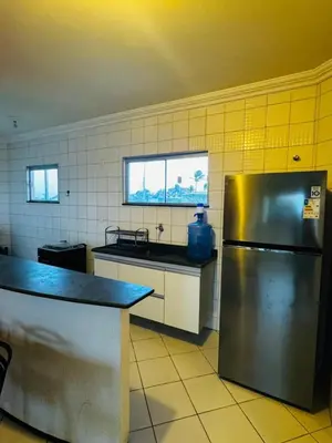 A cozinha ou kitchenette de Apartamento Completo com Piscina e vista do mar a 5m do Beach Park