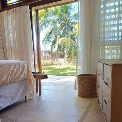 A planta de Casa meravigliosa vicino alla spiaggia con grande piscina e giardino