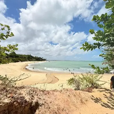 Casa com Suíte e Ar Condicionado 200mts da praia
