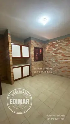 Um certificado, prémio, placa ou documento mostrado em Acomodação simples trazer rede ou Colchão