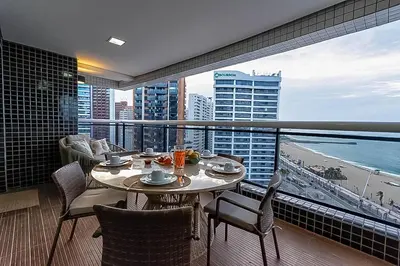 Uma varanda ou terraço em Apartment with panoramic oceanfront view Landscape