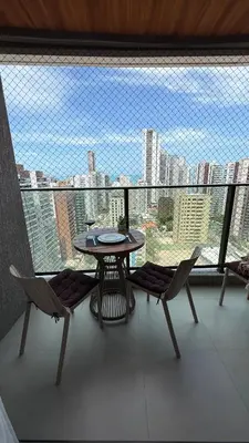 Uma varanda ou terraço em Beach Class Meireles 1804 vista mar