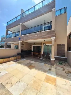 Uma varanda ou terraço em Apartamento no Condomínio Solluar, Flecheiras, CE