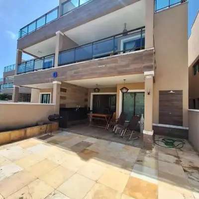 Apartamento no Condomínio Solluar
