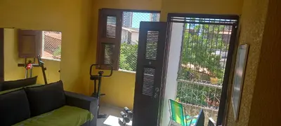 Um jardim no exterior de Ambiente agradável