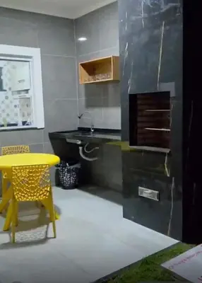 Uma casa de banho em Leisure with family or friends, close to the beach