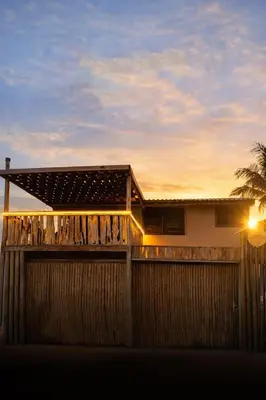 O nascer ou o pôr do sol visto a partir da casa de férias