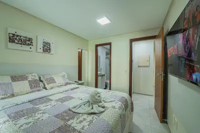 Uma cama ou camas num quarto em Scopa Beach #C3-200 - Pé na areia By Carpediem