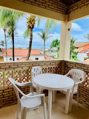 Uma varanda ou terraço em Casa na Prainha a 200 metros da praia