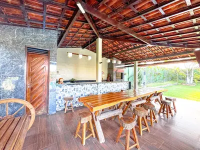 A planta de Casa Paraíso do Cumbuco- 5 Quartos AC- Piscina Privativa- 50m do Mar