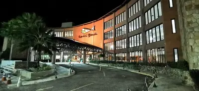 O edifício onde o apartamento está situado