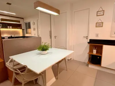 A cozinha ou kitchenette de Apartamento Novo Vista para o Mar de Fortaleza