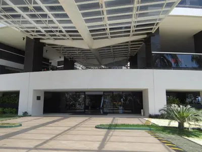 O edifício onde o apartamento está situado