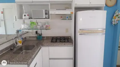 A cozinha ou kitchenette de Apartamento em Fortaleza Beach Class-uma quadra Praia