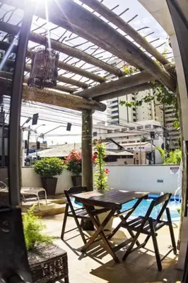 Um pátio ou outra área exterior em Ara Mar Praia Hotel