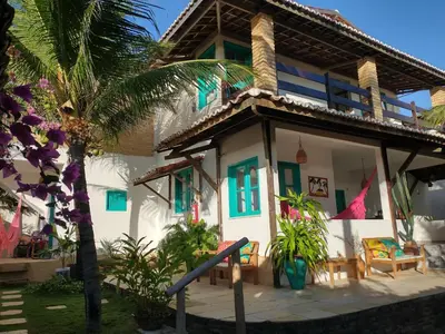 O edifício onde a casa de hóspedes está situado