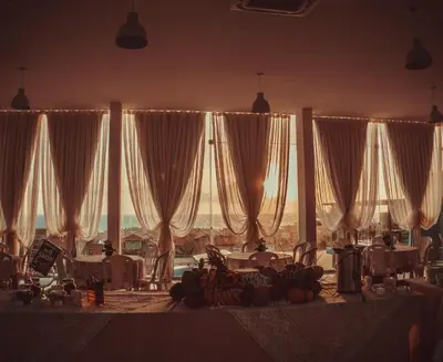 Um restaurante ou outro lugar para comer em Hotel Santuário das Águias by Nobile