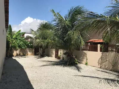 Um jardim no exterior de Os Navegantes B