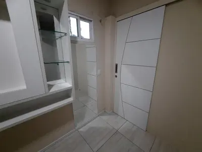 Uma casa de banho em Apartamento Central