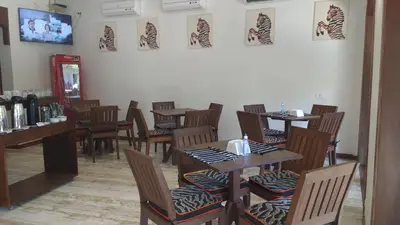 Um restaurante ou outro lugar para comer em Hotel Sao Francisco