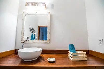 Uma casa de banho em Pousada Vayú