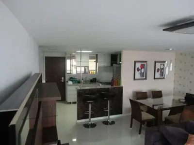 A cozinha ou kitchenette de Apartamento Vista Mar 4 Suítes