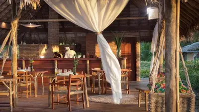 Um restaurante ou outro lugar para comer em Rancho Do Peixe