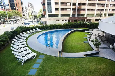 A piscina em ou perto de Comfort Hotel Fortaleza