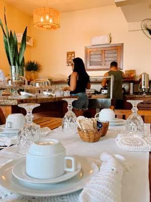 Um restaurante ou outro lugar para comer em Pousada Jeri Dunas